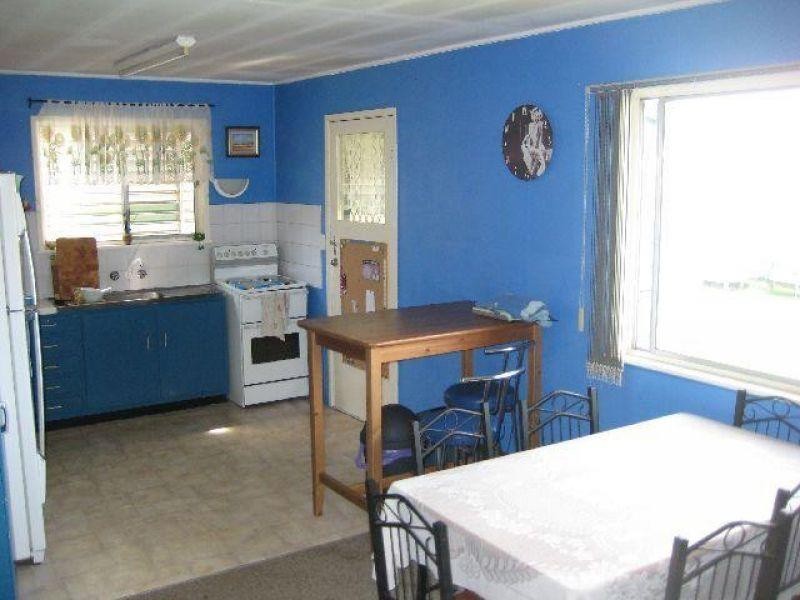 225 Broadwater Road, Mansfield QLD 4122