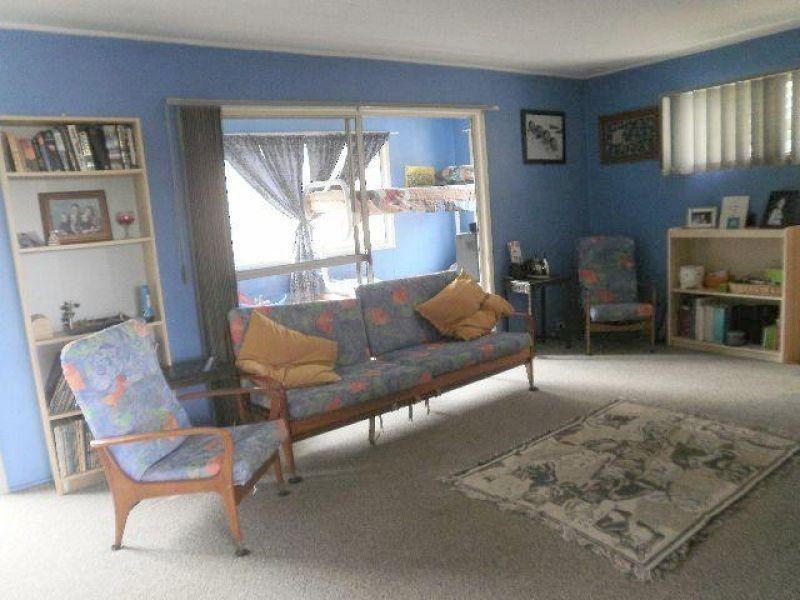 225 Broadwater Road, Mansfield QLD 4122