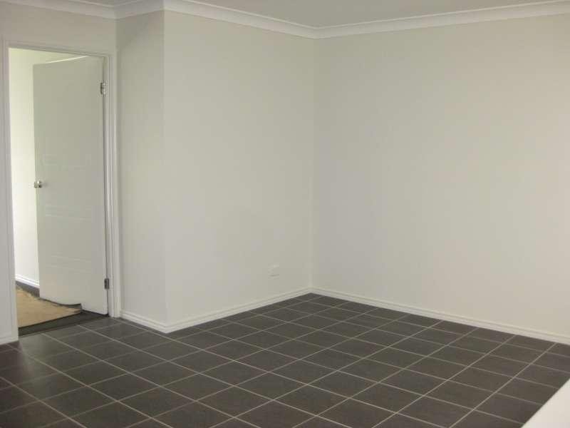 1/17 Tylah Street, Kallangur QLD 4503