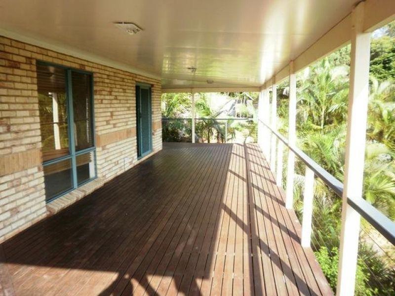 5 Highvale Street, Helensvale QLD 4212