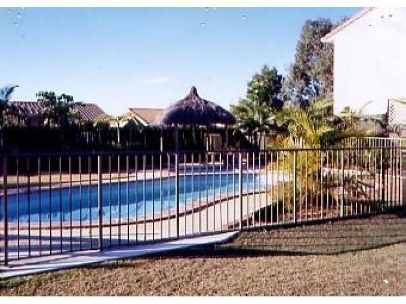 30/13-17 Brown St, Labrador QLD 4215