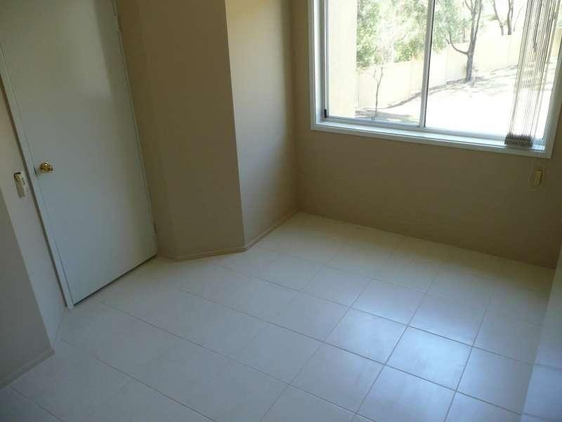 30/13-17 Brown St, Labrador QLD 4215