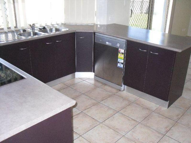 1 Burkett Crescent, Victoria Point QLD 4165