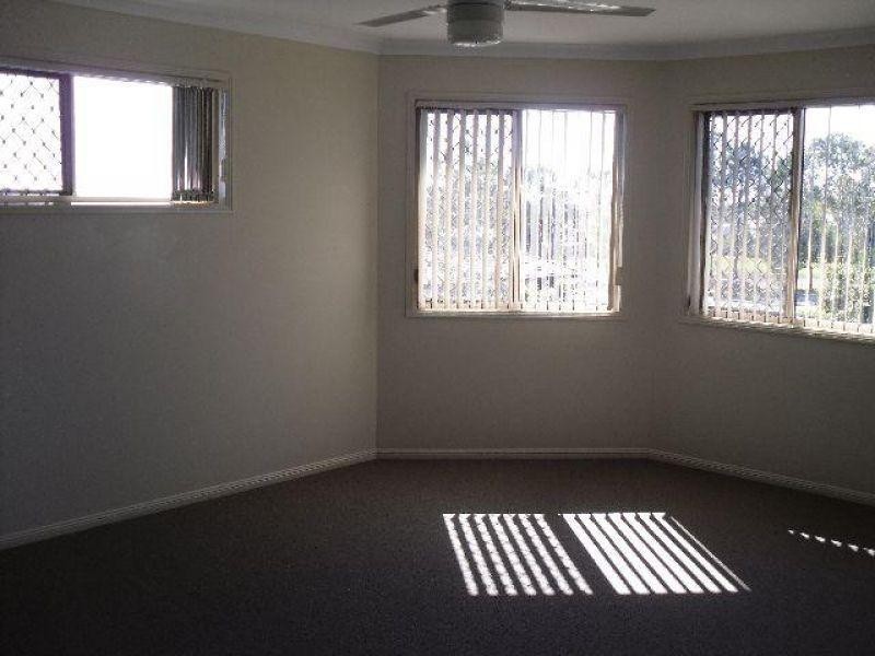 1 Burkett Crescent, Victoria Point QLD 4165