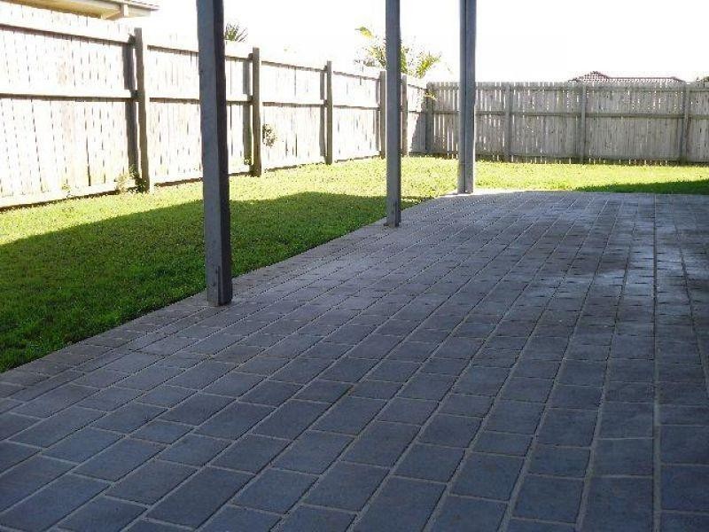 1 Burkett Crescent, Victoria Point QLD 4165