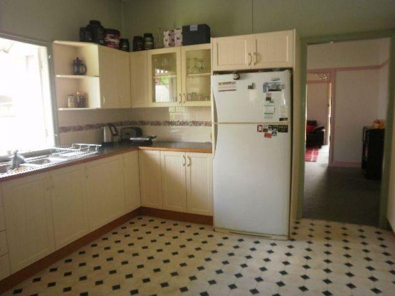 3 Annie Street, Camp Hill QLD 4152