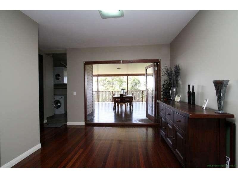 109 The Promenade, Camp Hill QLD 4152