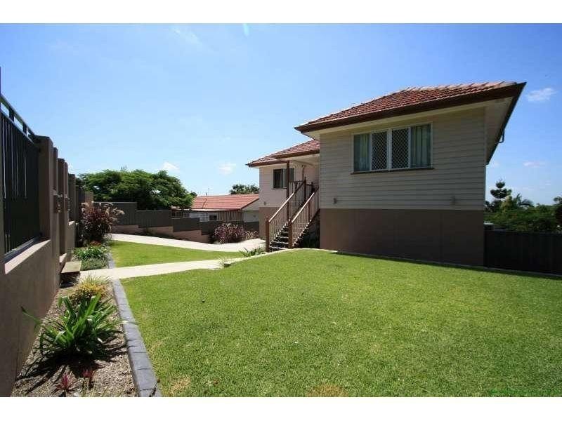 109 The Promenade, Camp Hill QLD 4152