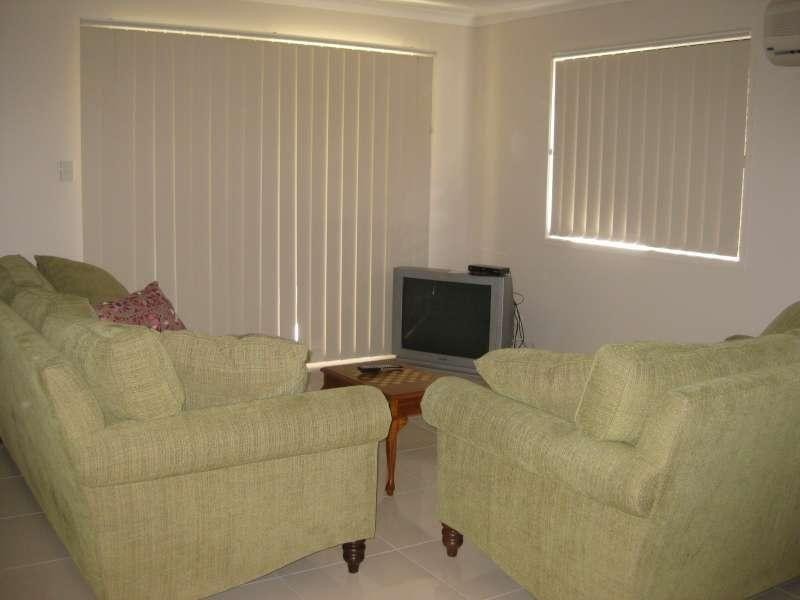 14 Gabrielle Court, Kallangur QLD 4503