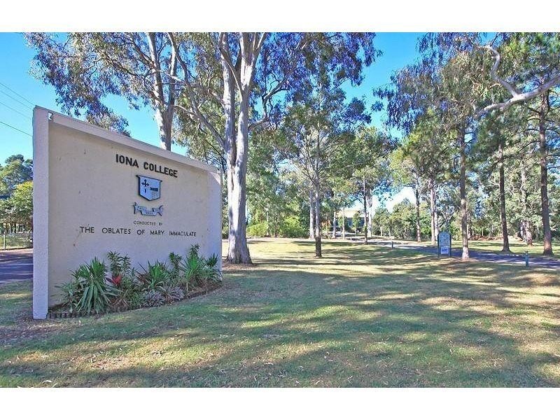 215 Kianawah Road, Wynnum West QLD 4178