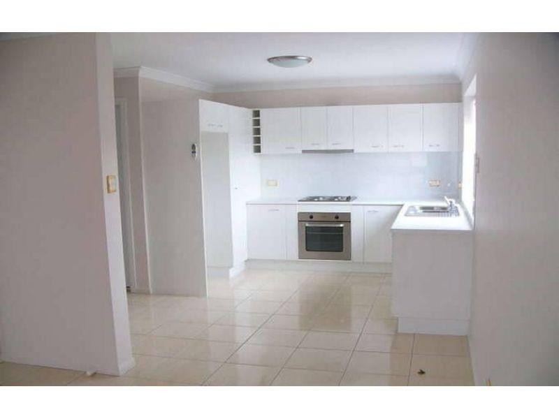 1/38 Peach St, Greenslopes QLD 4120