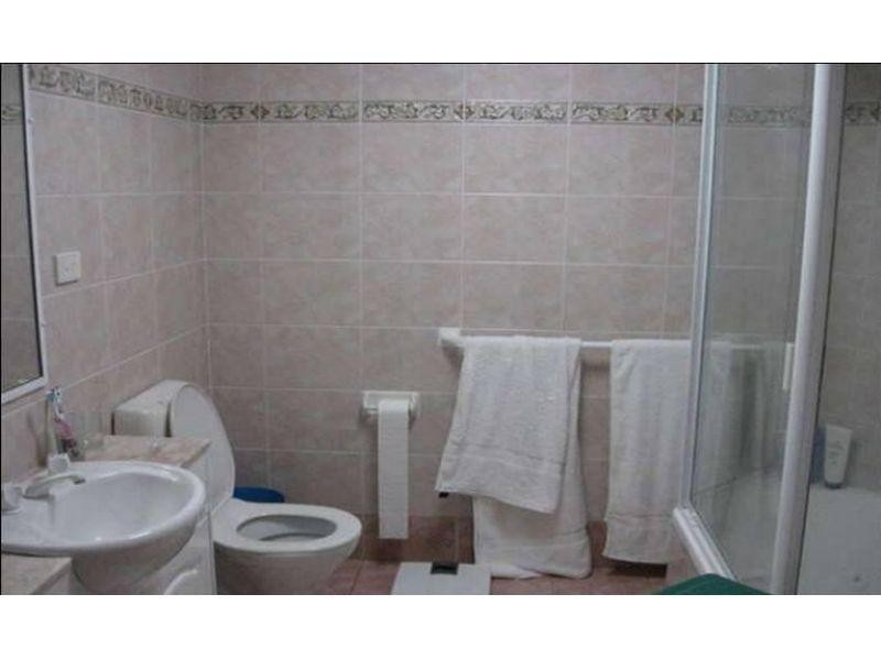 1/23 Pioneer Street, Toowong QLD 4066