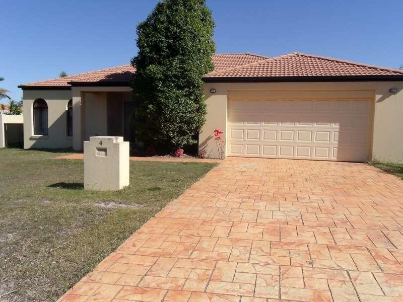 4 Orpington Court, Arundel QLD 4214