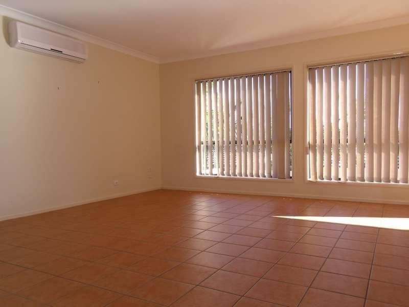 4 Orpington Court, Arundel QLD 4214