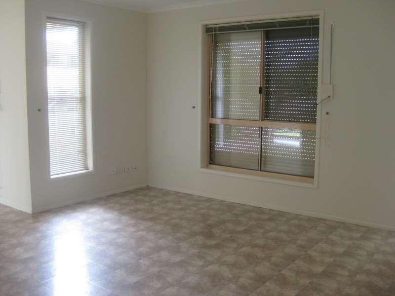 12 Leyland Avenue, Deception Bay QLD 4508