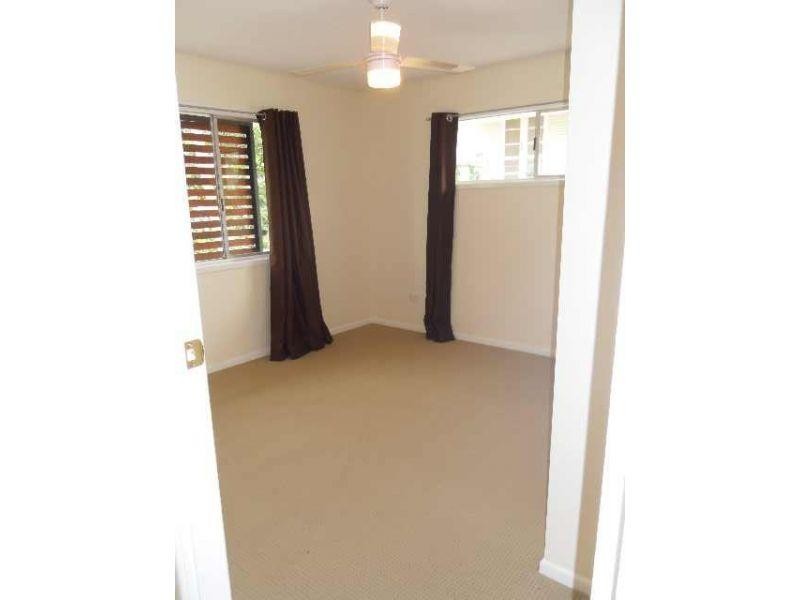 559 Cavendish Road, Coorparoo QLD 4151