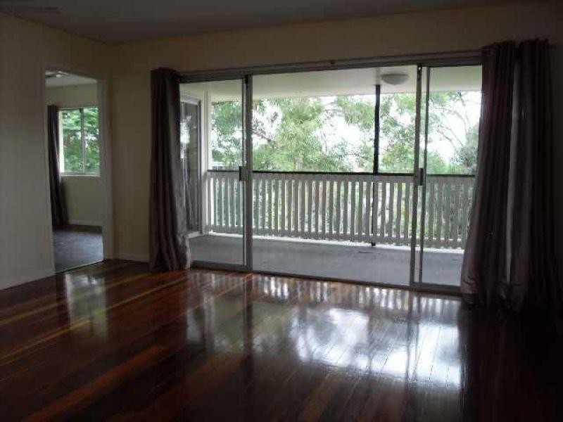 559 Cavendish Road, Coorparoo QLD 4151