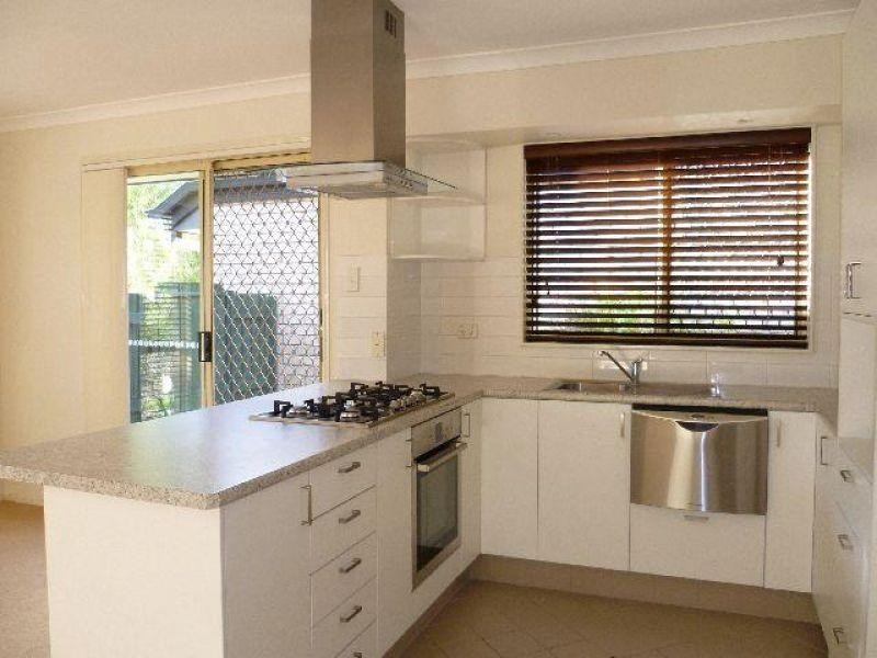 111 Torquay Crescent, Tingalpa QLD 4173