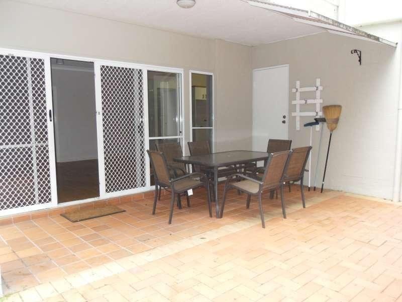 1/84 Musgrave Road, Indooroopilly QLD 4068