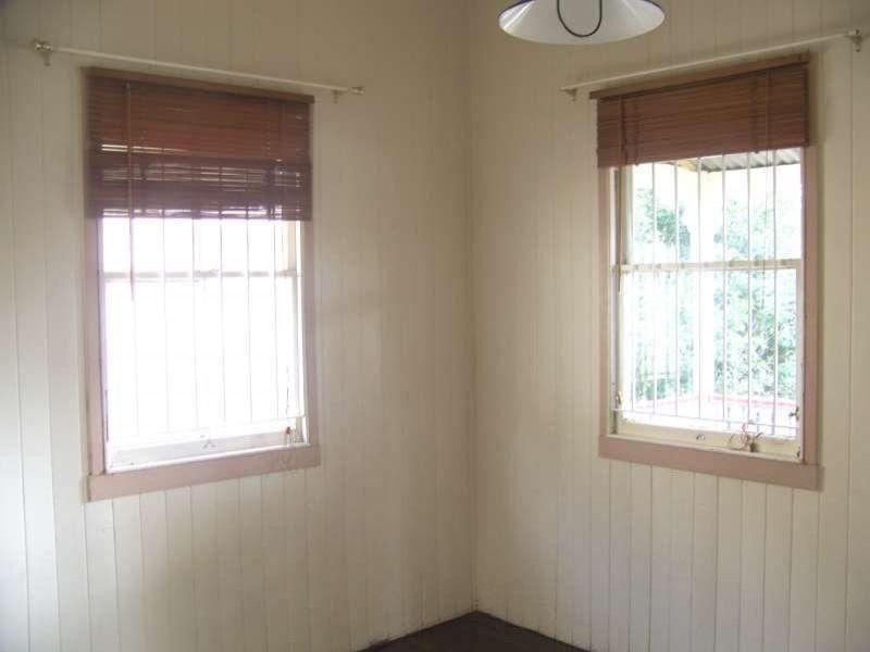 30 Nicholas Street, Windsor QLD 4030