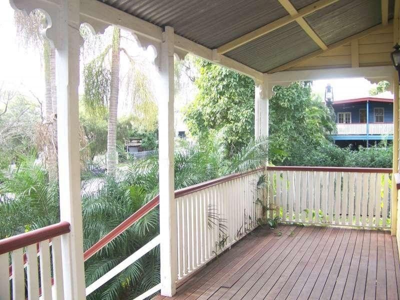30 Nicholas Street, Windsor QLD 4030