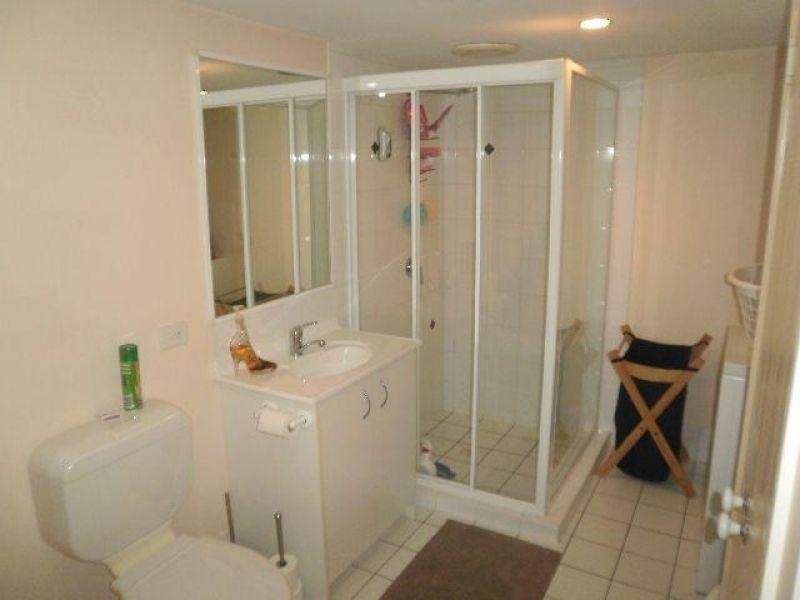 6/262 Cavendish Rd, Coorparoo QLD 4151