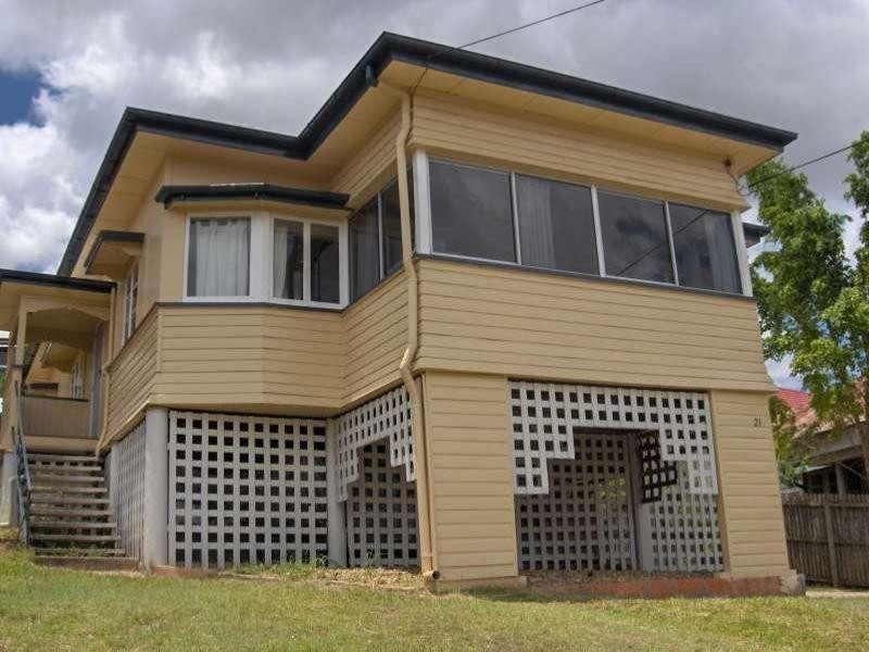 21 Love Street, Holland Park QLD 4121