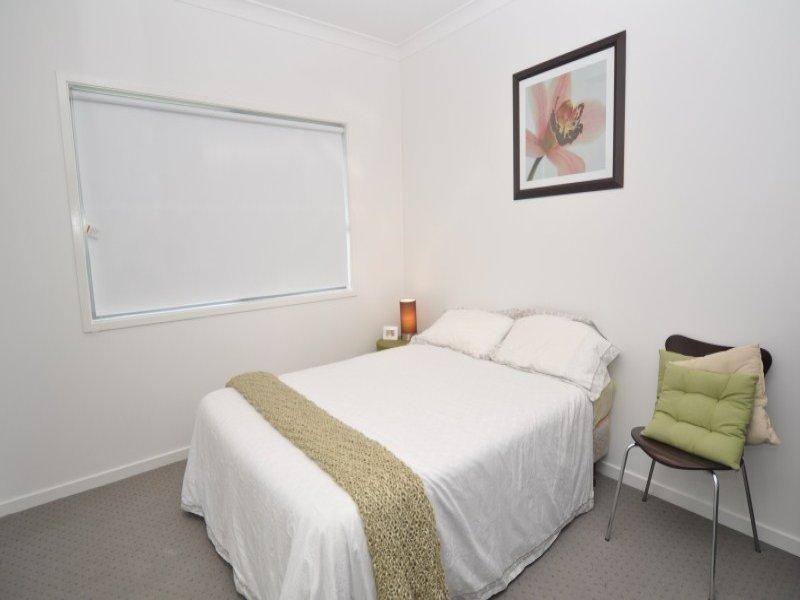 9 Rhodium Crescent, Hope Island QLD 4212