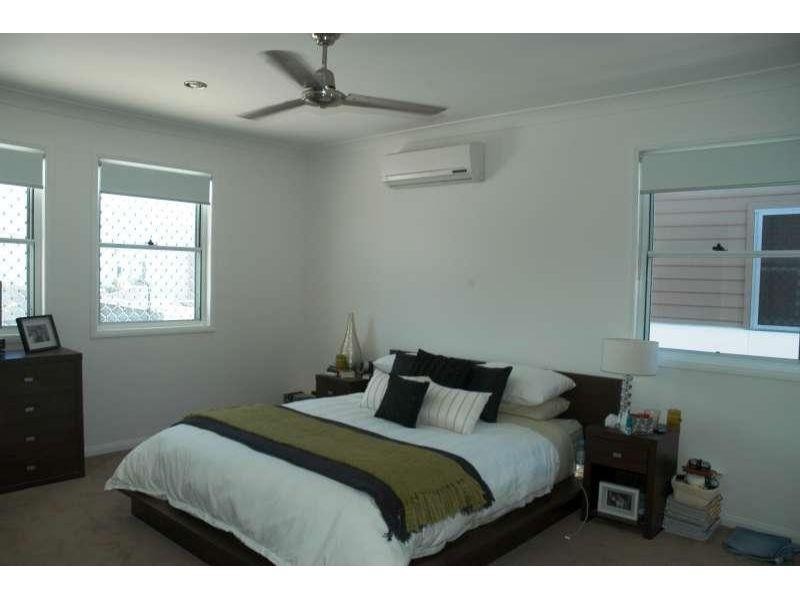 22 Lillie Street, Burleigh Waters QLD 4220