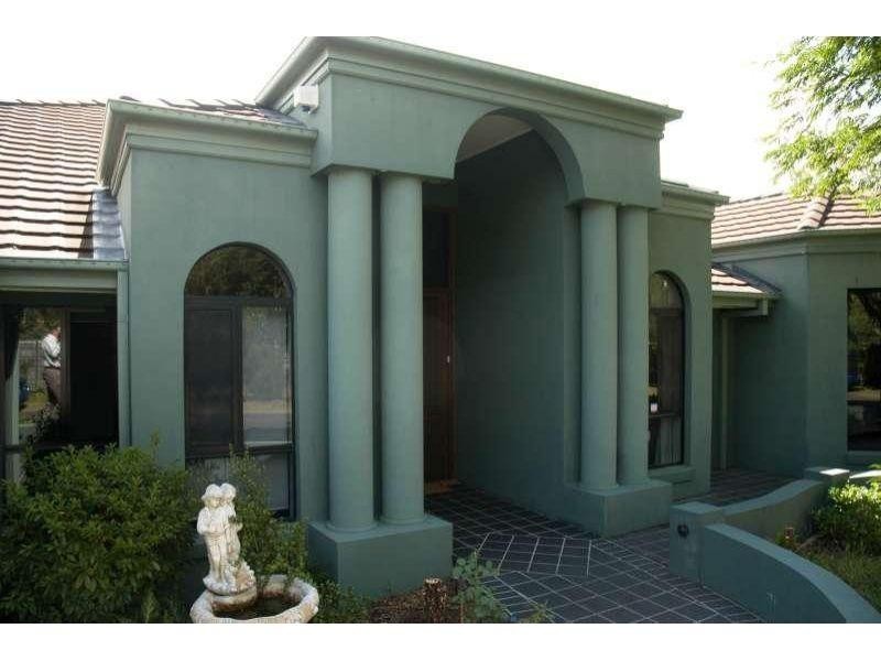 53 Highvale Drive, Helensvale QLD 4212