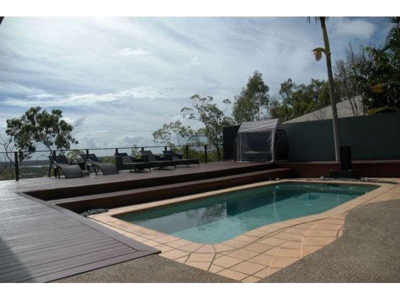 53 Highvale Drive, Helensvale QLD 4212