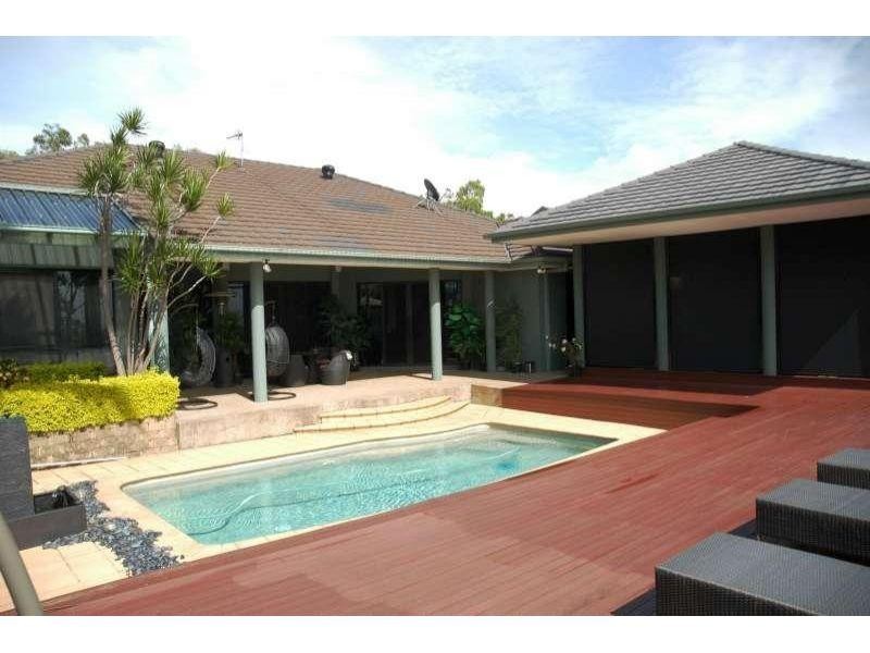 53 Highvale Drive, Helensvale QLD 4212