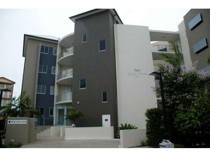 4/3046 Quay South Drive, Carrara QLD 4211