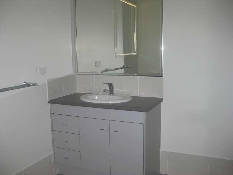 1/15 Grandview Parade, Griffin QLD 4503