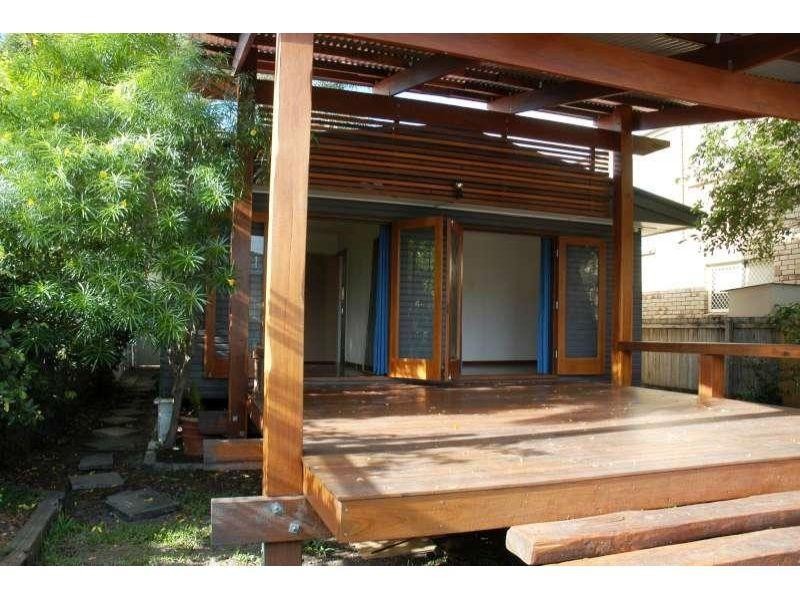 19 Baker Avenue, Labrador QLD 4215