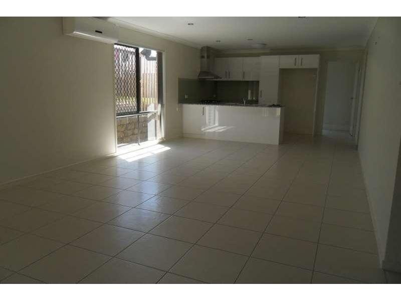 21 Vista Circuit, Bahrs Scrub QLD 4207