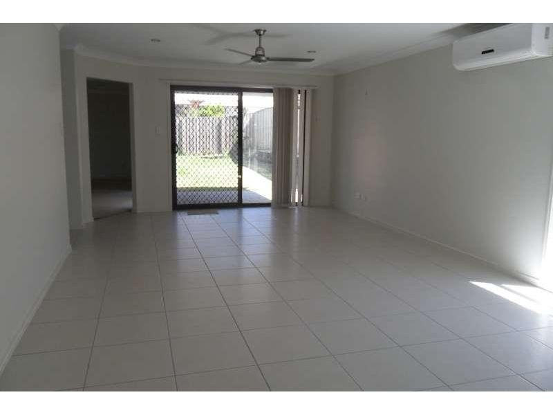 21 Vista Circuit, Bahrs Scrub QLD 4207