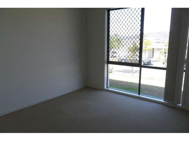 21 Vista Circuit, Bahrs Scrub QLD 4207