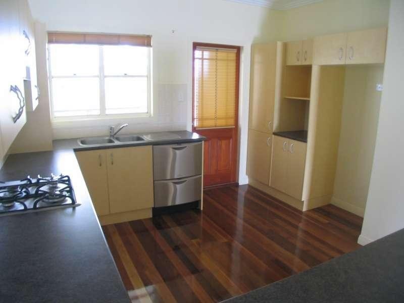 126 Grosvenor Street, Morningside QLD 4170