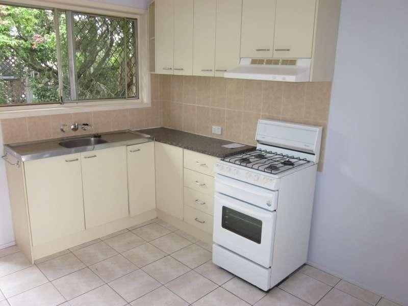 3/30 Ninth Avenue, Coorparoo QLD 4151