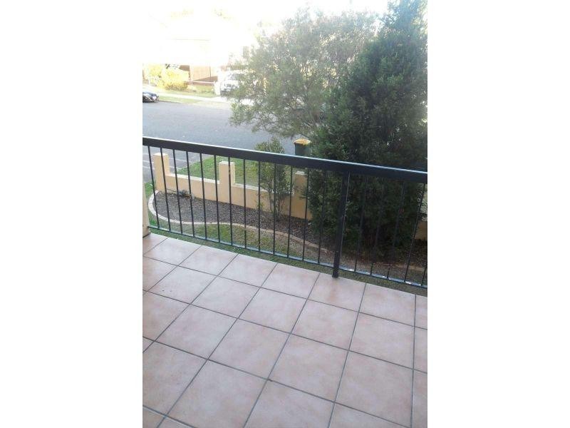 1/12 Birdwood Street, Coorparoo QLD 4151