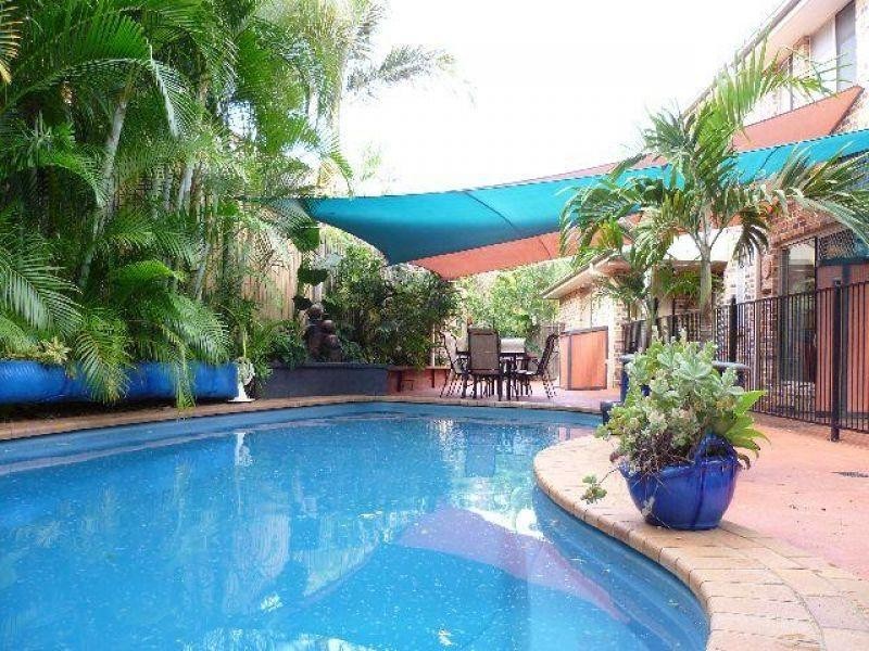 4 Eastcote Lane, Wellington Point QLD 4160