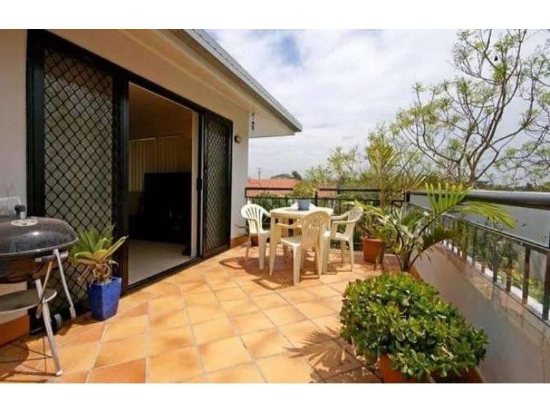 3/380 Cavendish Road, Coorparoo QLD 4151
