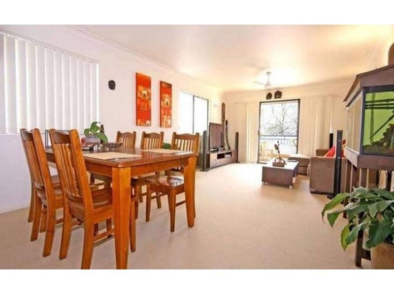 3/380 Cavendish Road, Coorparoo QLD 4151