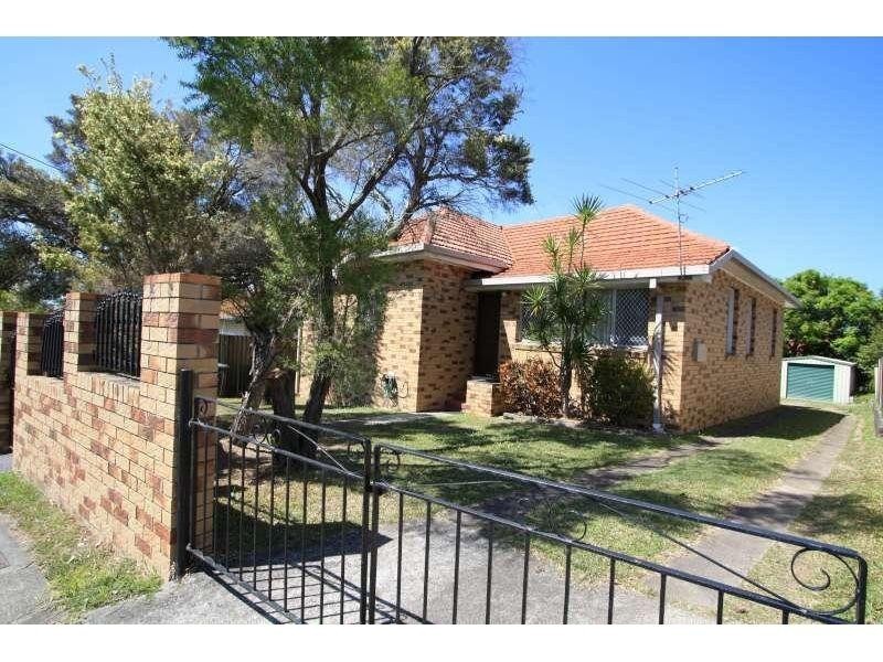 639 Old Cleveland Road, Camp Hill QLD 4152