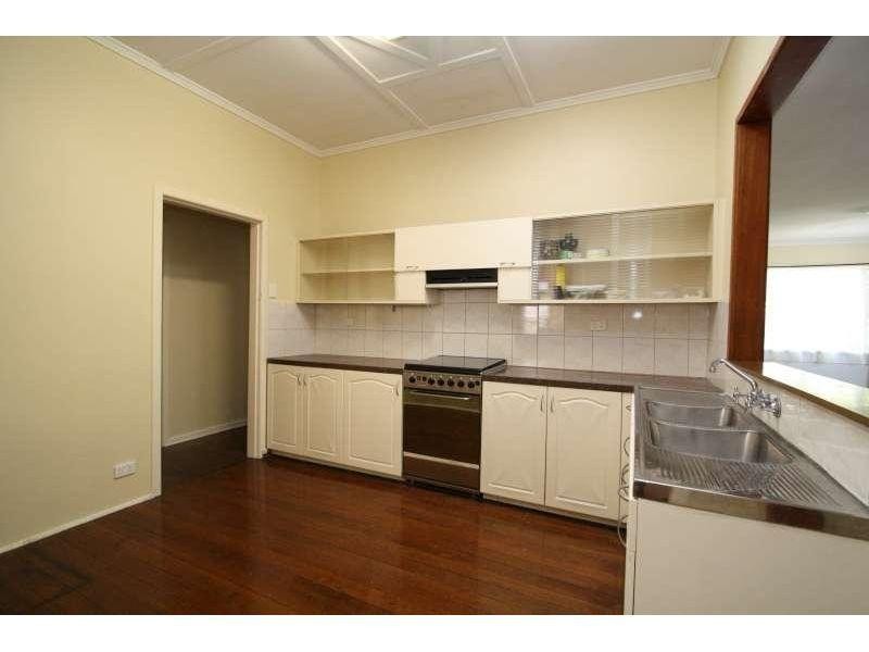 639 Old Cleveland Road, Camp Hill QLD 4152