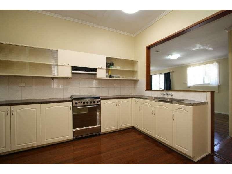 639 Old Cleveland Road, Camp Hill QLD 4152