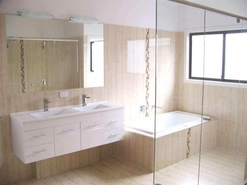 8 Amott Street, Stafford Heights QLD 4053