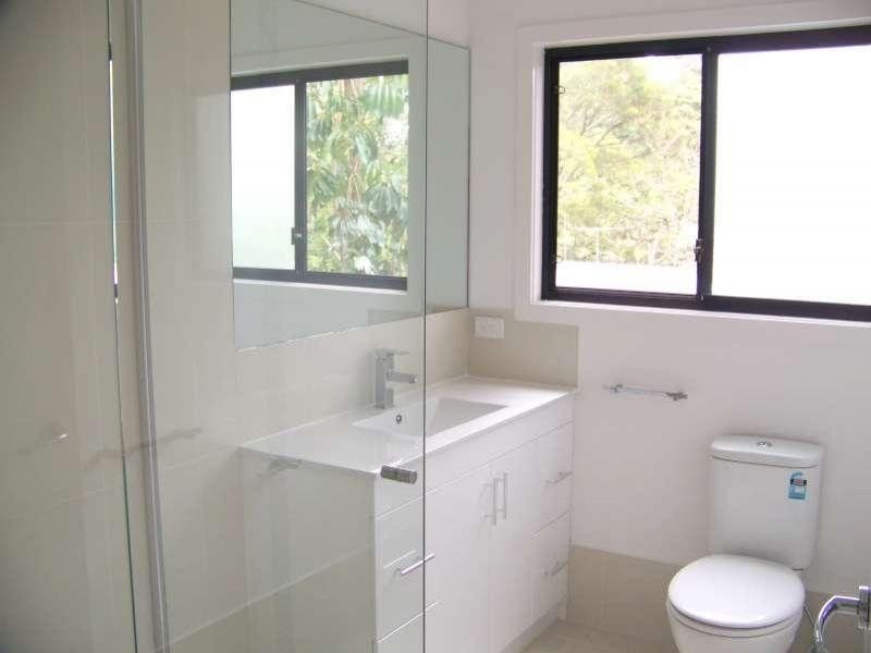 10 Amott Street, Stafford Heights QLD 4053