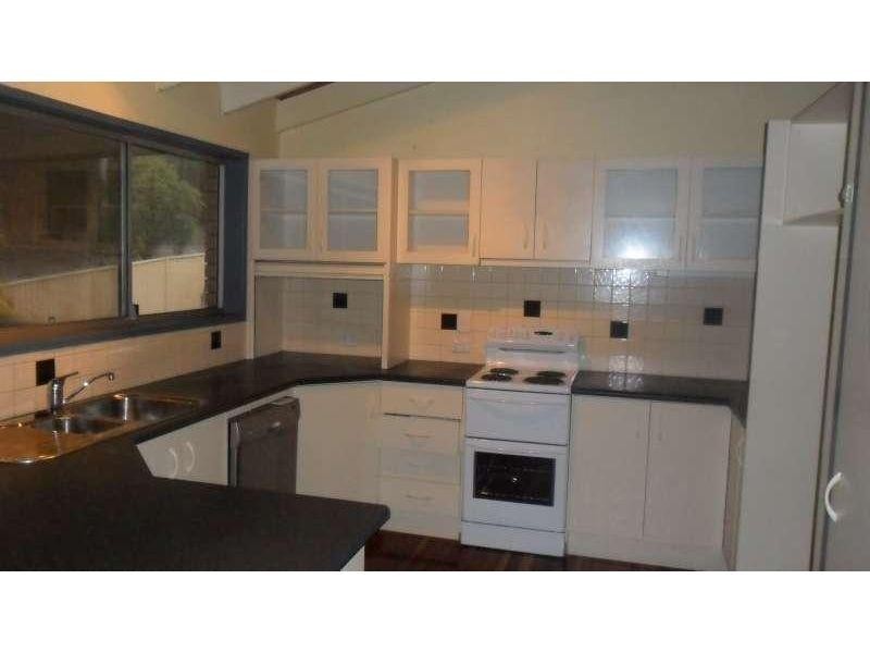 79 Indus Street, Camp Hill QLD 4152